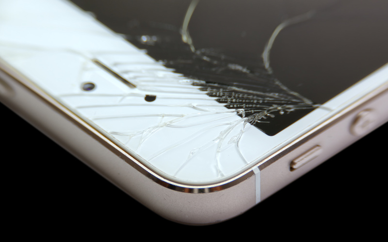 Iphoneの画面に細かい傷が 修理 放置 最善策を解説 Enjoy Iphone Life